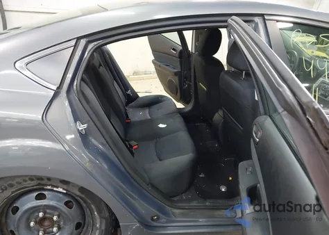 2011 Mazda Mazda6 I Sport z USA, uszkodzony, nr VIN 1YVHZ8BH2B5M14259